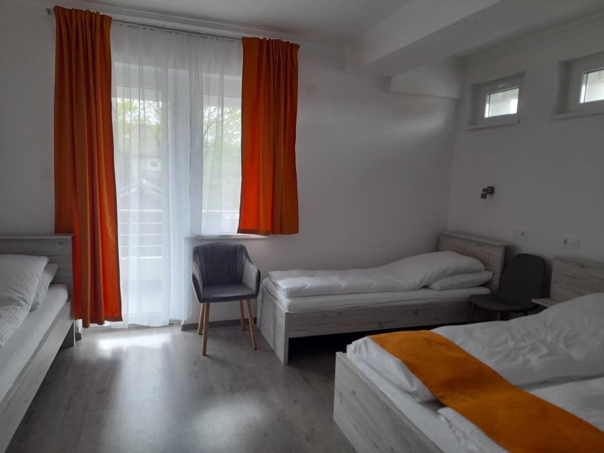 Orion Panzio Bed & Breakfast Hajduszoboszlo Exterior photo