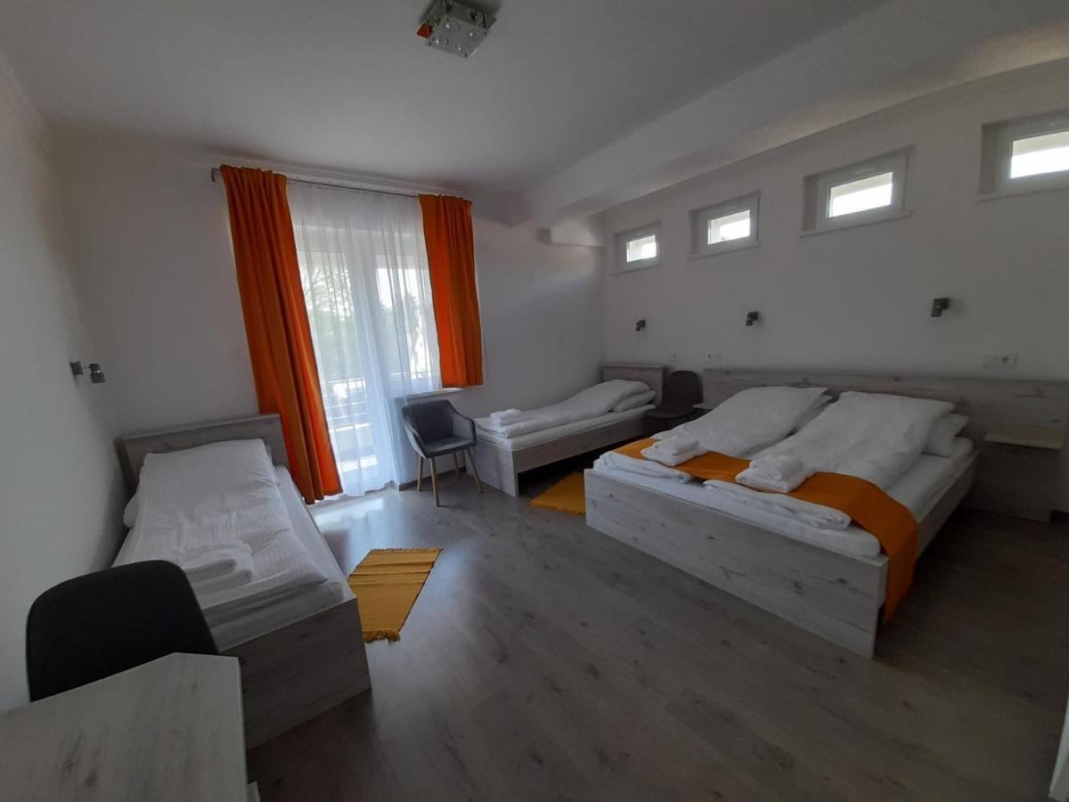 Orion Panzio Bed & Breakfast Hajduszoboszlo Exterior photo